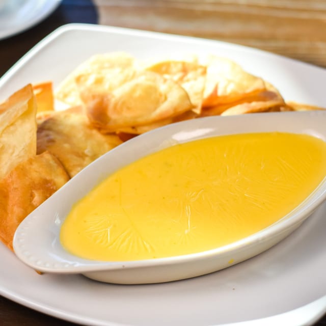 Chile Con Queso.